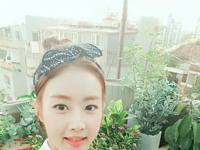 女優カン・ソラ、SNS更新。