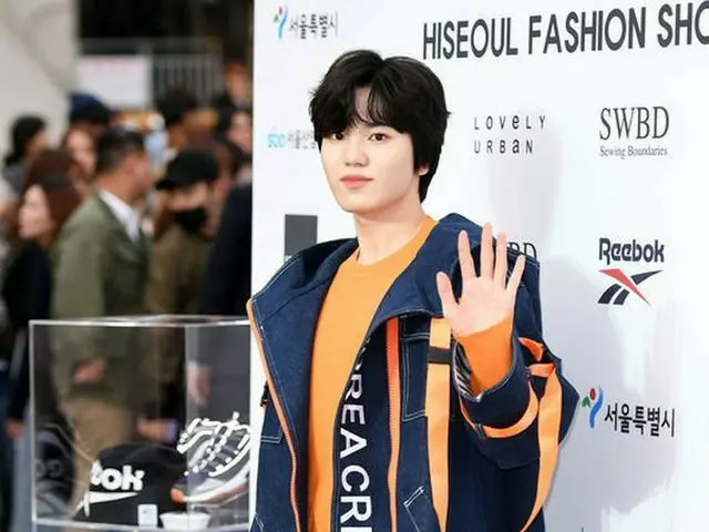 INFINITE ソンジョン、ファッションショーに出席。