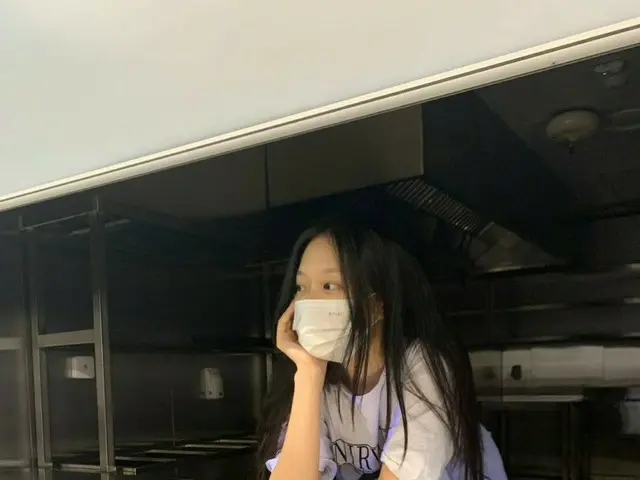 【t公式】今月の少女(Loona)、[ #ヒョンジン/ #HyunJin】料理もたまにしながら🍳将来のパン屋商売するのも想像して🍞  #今月の少女(LOON
