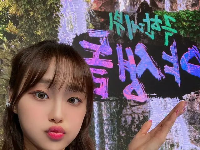 【t公式】今月の少女(Loona)、You attack my heart〜💘魅力あふれる愛ハニーオブザーバー#チューンがしばらくして、午後9時(KST)に放