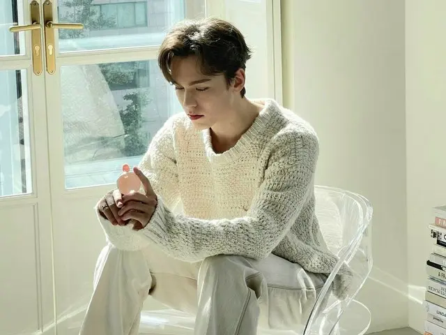 【JT公式】SEVENTEEN、RT pledis_17：[17'Sバーノン] 1stlookofficial  #1stLook #広告