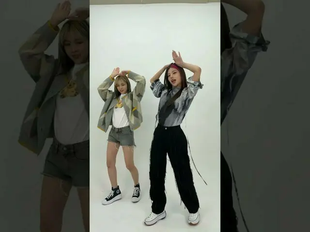 【公式】ITZY、 #ITZY #LOCOchallenge #KittyDance #ゴニャンイダンス#YEJI #イェジ#RYUJIN #リュジン#CRAZ