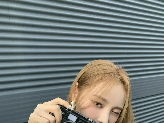【t公式】今月の少女(Loona)、[ #率直/ #JinSoul]私たちOrbitもプイよ✌🏻🤨✌🏻 #今月の少女(LOONA)#LOONA
