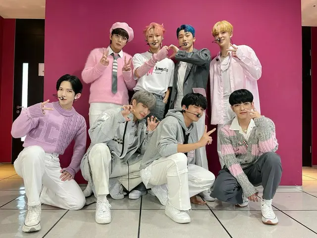 【T公式】ATEEZ、[📷]今日のATEEZ ⠀夢見ていたそこATINY前となるだろう💚 ⠀  #今日の_ATEEZ #ATEEZ #ハングルのチャレンジ 