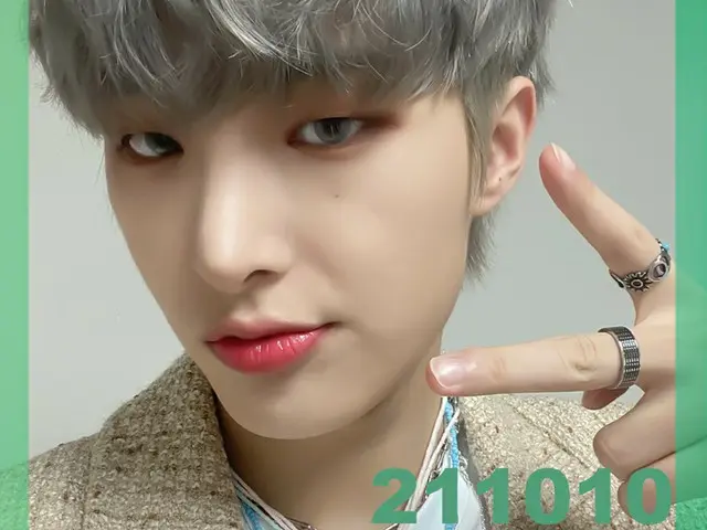【T公式】ATEEZ、[📷] 211010人気歌謡出席チェック📝 ⠀雨が降って軸たるみATINYの心を☔️ ATEEZの明るいエネルギーでギラギラに明らかに