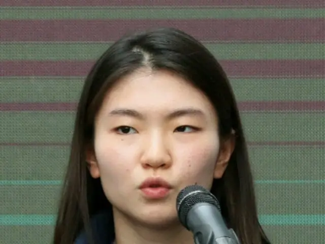 韓国文化体育観光部、平昌冬季五輪での仲間侮辱メッセージ＆故意的な衝突疑惑浮上のショートトラック韓国代表シム・ソクヒ選手の大韓民国体育賞競技賞の授与を保留へ