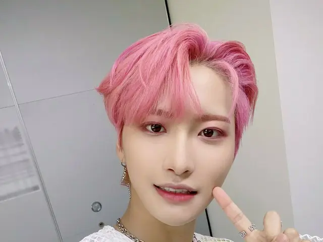 【T公式】ATEEZ、[📷] 211012 THE SHOW出席チェック📝 ⠀今日も素敵なATEEZと2週間車道力強く出発！💃 ATINY💚今週一緒に走