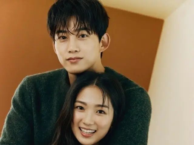 テギョン(2PM)＆キム・ヘユン、カップル画報公開