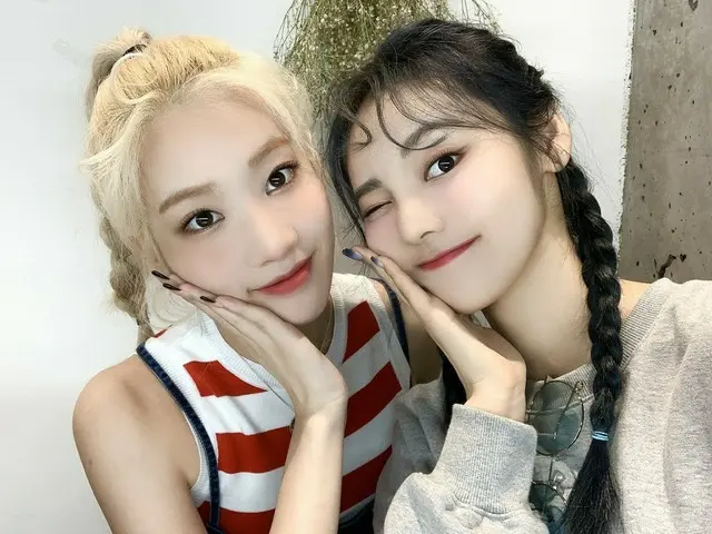 【t公式】今月の少女(Loona)、[ #率直/ #JinSoul]リプソルクロシュ👭  #今月の少女(LOONA)#LOONA