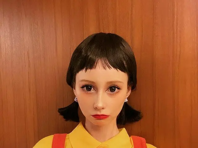 ダレノガレ明美、ドラマ「イカゲーム」のキャラクター(鬼役)コスプレでハロウィン仮装