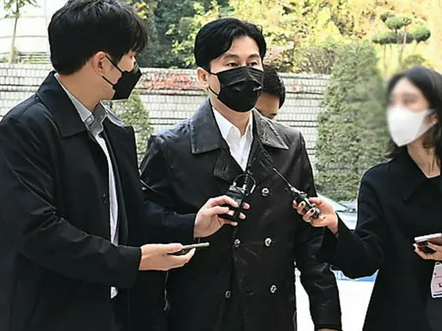 「B.I_の麻薬捜査もみ消し容疑」ヤン・ヒョンソク元YG代表側、初公判で公訴事実を全て否認「ハン・ソヒさんに会ったのは事実だが脅迫や強要した事実はない」