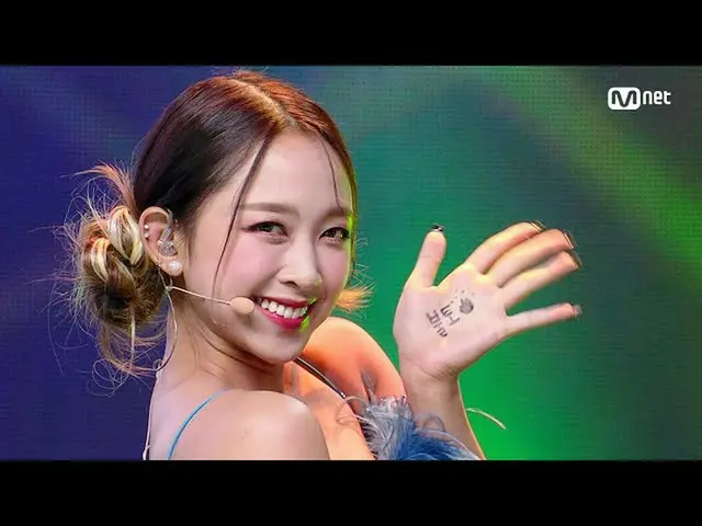 【公式mnk】[SECRET NUMBER_ _  - Fire Saturday] KPOP TV Show |  #M COUNTDOWN_ EP.732 