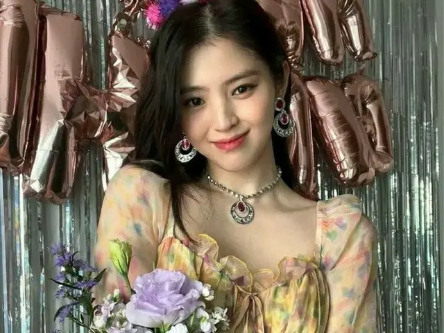 ハン・ソヒ(女優)、誕生日パーティーでつけていた高級そうなアクセサリーが話題