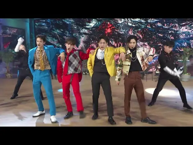 【J公式umj】 SHINee_ _  Blu-ray&DVD「SHINee_ _  WORLD J Presents ～Bistro de SHINee_ _