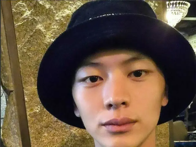 ユク・ソンジェ(BTOB)、ウェブトゥーン原作の新ドラマ「金の匙」の主演に…来年夏ごろ放送予定