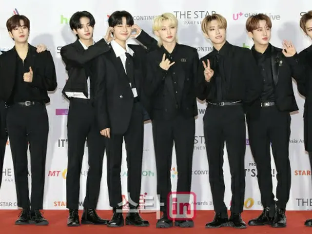 Stray Kids、「2021 Asia Artist Awards」のレッドカーペットに登場