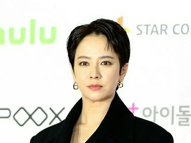 女優ムン・ガヨン、ソン・ジヒョ、チョン・ヨビン、「2021 Asia Artist Awards」のレッドカーペットに登場。