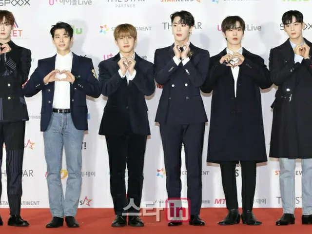 ASTRO、「2021 Asia Artist Awards」のレッドカーペットに登場