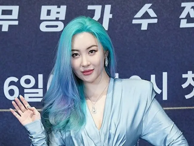 歌手ソンミ、JTBC「Sing Again2」のオンライン制作発表会に出席