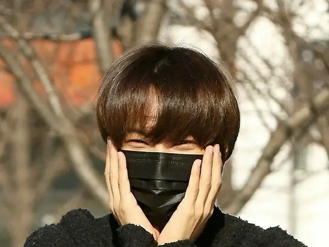 KAI(EXO)、SBSラジオパワーFM「チェ・ファジョンのパワータイム」に出演するため放送局へ