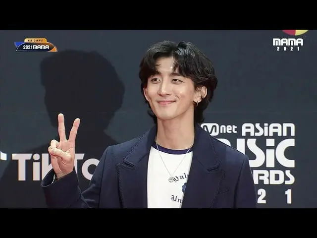 【公式mnk】[2021 MAMA] Red Carpet with JANNABI | Mnet 211211放送  