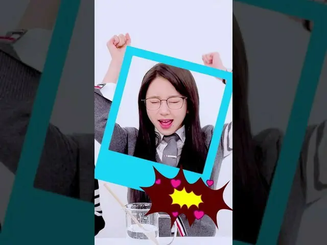 【公式】「TWICE」、Who can drink more sparkling water in ONE SIP?  #TWICE #TWICE  