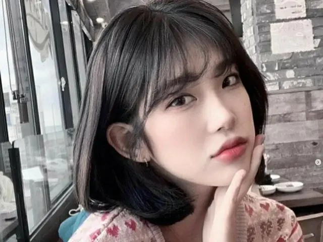 女優の故_チェ・ジンシル_さんの娘チェ・ジュンヒさん、出版会社「作家の書斎」と契約…作家として活動していくことを明かす