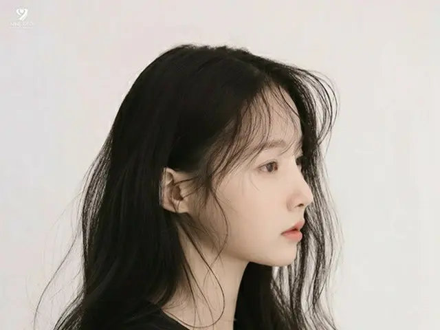 ヨヌ(元MOMOLAND)、ARENA Homme+画報のビハインドカットを公開