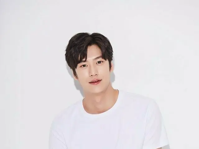 俳優ナ・イヌ、KBSバラエティ番組「1泊2日シーズン4」のレギュラーメンバーに