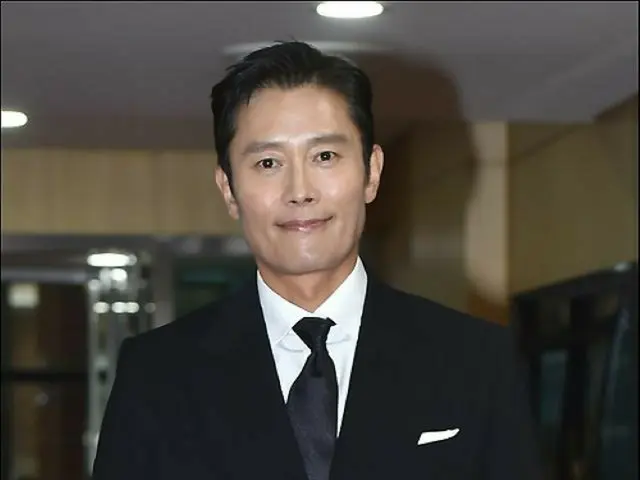 俳優イ・ビョンホン、新型コロナ感染…tvN新ドラマ「私たちのブルース」撮影も中断へ。