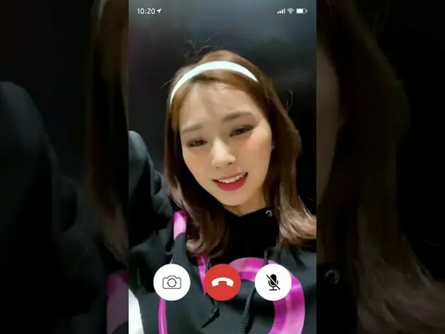 【公式】「TWICE」、アメリカツアー中の TZUYU から電話📞💕  