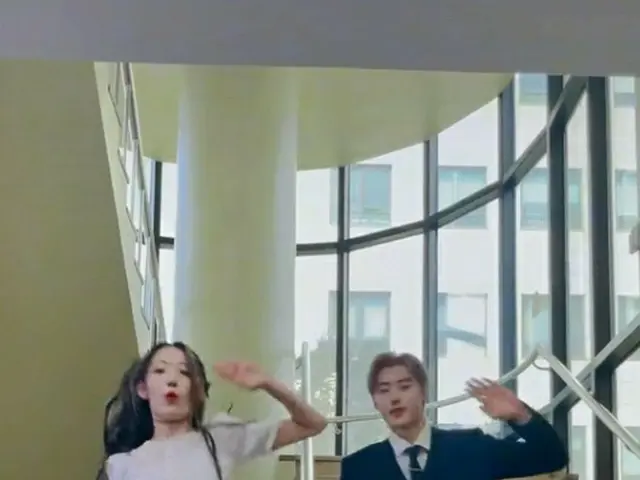 LE SSERAFIM サクラ(宮脇咲良)、ENHYPENソンフンとの「FEARLESS」ダンスチャレンジ(TikTok)が話題
