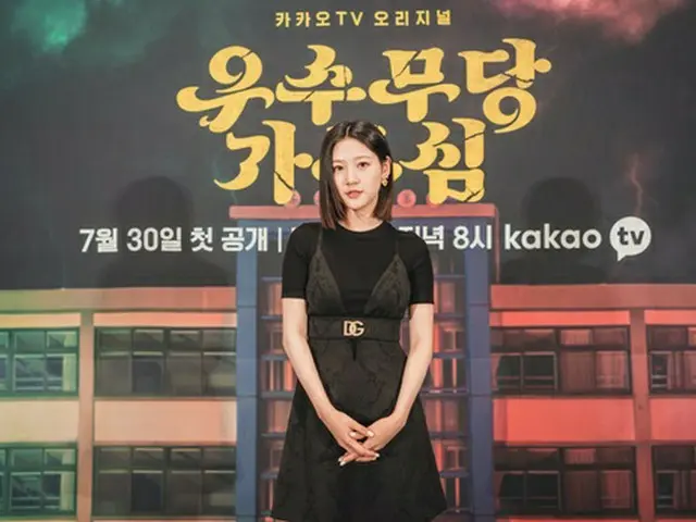女優キム・セロン、本日(5/18)午前8時に飲酒運転して構造物に衝突し、警察の調べを受けていると報じられる。