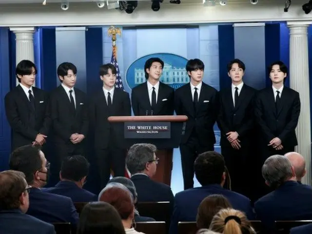 米Foxニュースの司会者タッカー・カールソン、「BTS(防弾少年団)」のホワイトハウス訪問に対してアメリカの地位を低下させるとコメント