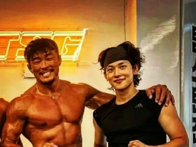 秋山成勲、今度はイム・シワン とスパーリング