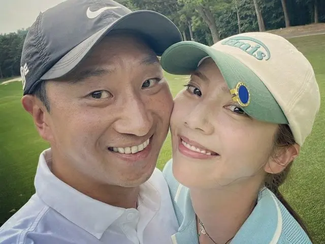 ソン・ダムビ、結婚したスピードスケート韓国代表イ・ギュヒョクとの2ショット写真公開。