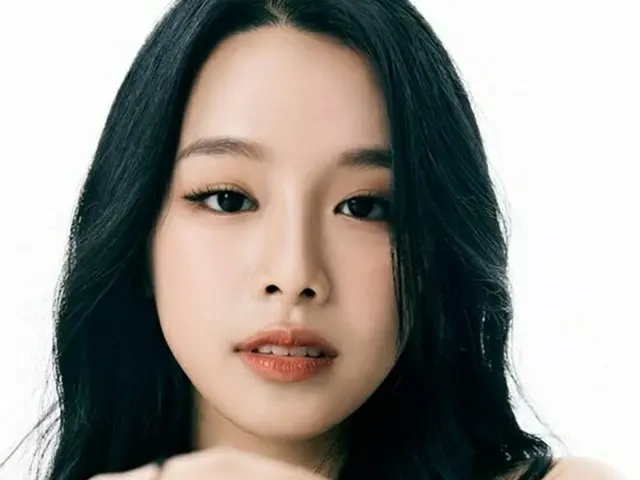 TWICE を輩出した「SIXTEEN」出身のナティ(NATTY)、ホン・スンソン氏(JYP代表→CUBE設立)が設立したS2エンタと専属契約