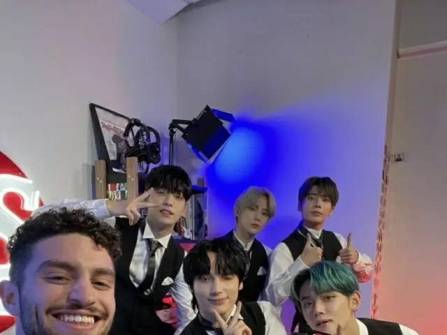 TOMORROW X TOGETHER(TXT) ボムギュ、11日配信された米「Rolling Stone」インタビューで、体調不良により途中退席