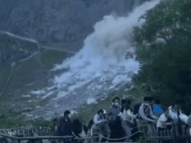北朝鮮と中国の国境にそびえる火山・白頭(ペクトゥ)山で山崩れ発生