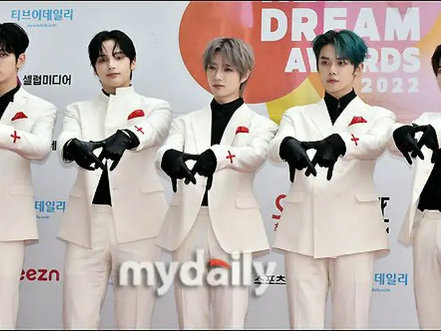 「TOMORROW X TOGETHER(TXT)」、「K GLOBAL HEART DREAM AWARDS」レッドカーペットイベントに出席