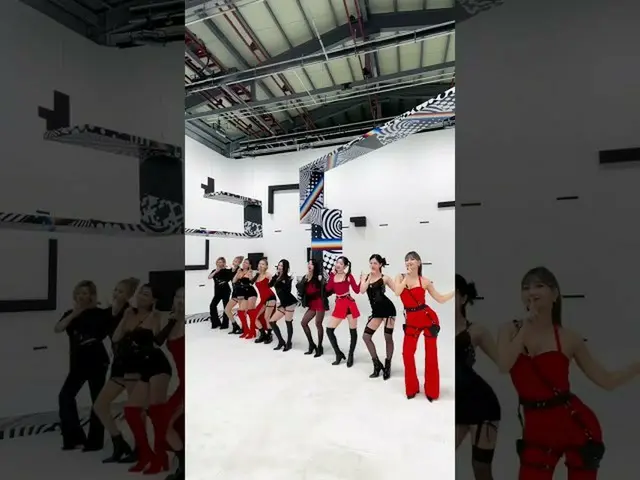 【公式】「TWICE」、#TalkthatTalk チャレンジ チャンク編.  