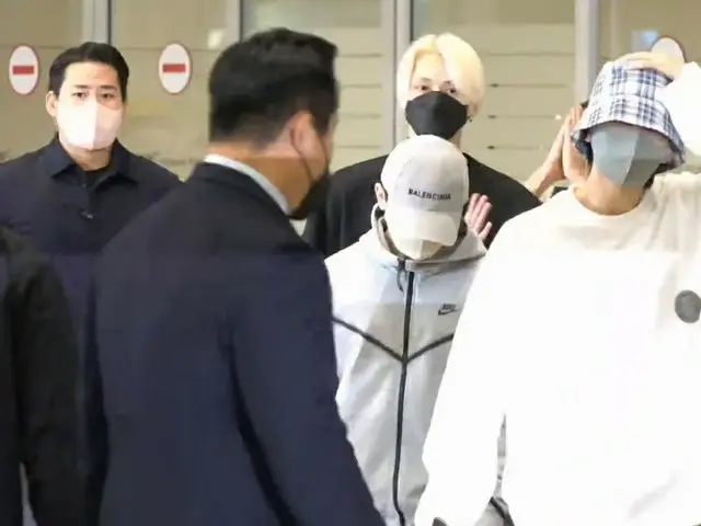 「SEVENTEEN」、仁川国際空港に到着