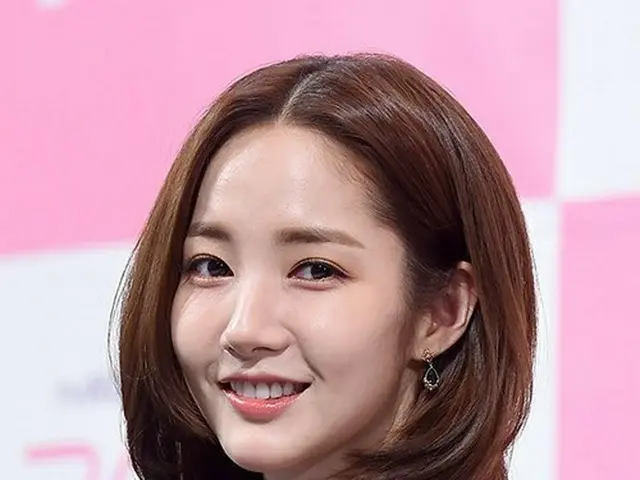 女優パク・ミニョン、4歳年上の資産家との熱愛報道に所属事務所「現在、ドラマ『月水金火木土』撮影のため事実関係確認が遅れる」との立場を示す