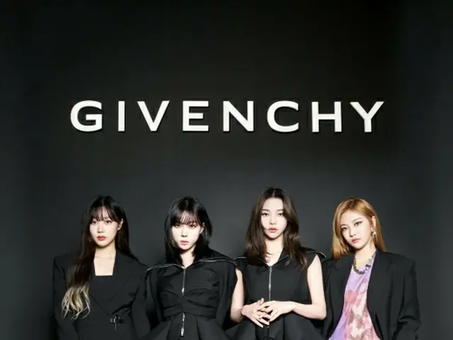 aespa、「パリ・ファッションウィーク」GIVENCHY(ジバンシィ)ショーに出席。