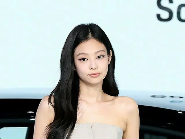 JENNIE(BLACKPINK)、「Taycan 4S Cross Turismo for Jennie Ruby Jane」の公開フォトコールに出席