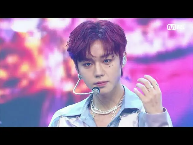 【公式mnk】「初公開」セクシーを夢見る「パク・ジフン_ 」の「NITRO」ステージ #M COUNTDOWN_  EP.774 | Mnet 221013放送