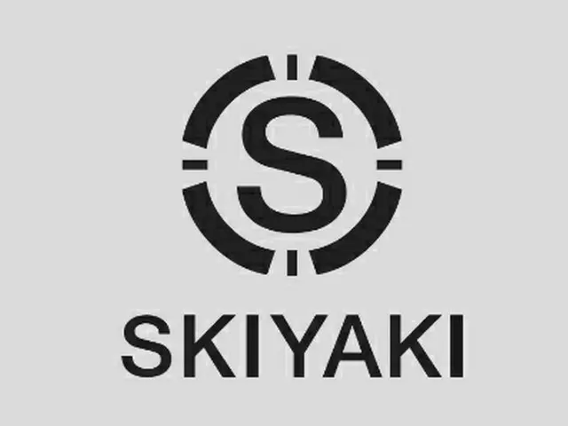 「OMEGA X」の日本での活動についてマネジメントしていた株式会社SKIYAKI、今回の騒動を受けてSPIRE ENTERTAINMENTとの業務提携を解消し