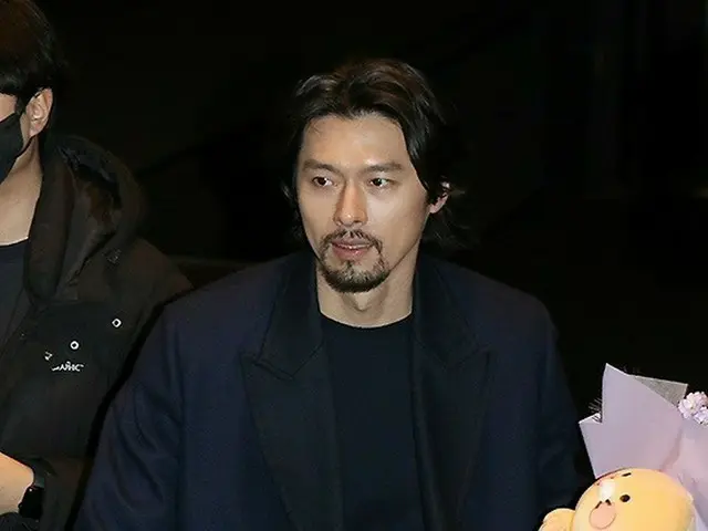 ヒョンビン、映画「交渉」舞台あいさつに出席