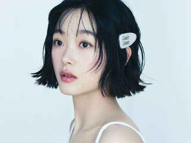 女優イ・ユミ、日本のファッション誌「SPUR」に登場