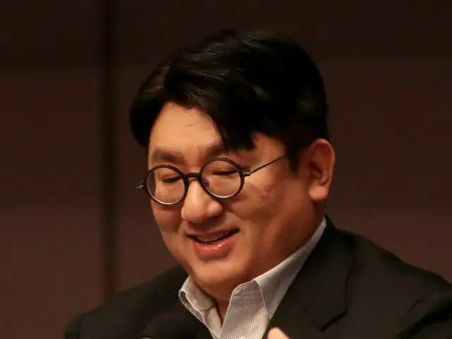 HYBEのパン・シヒョク議長、寛勲フォーラムに出席
